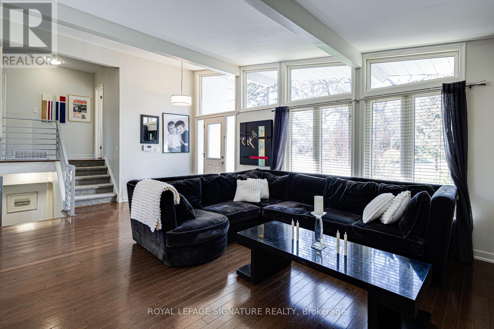 2 Parmbelle Crescent, Toronto, Ontario  M3A 3G6 - Photo 13 - C12416161