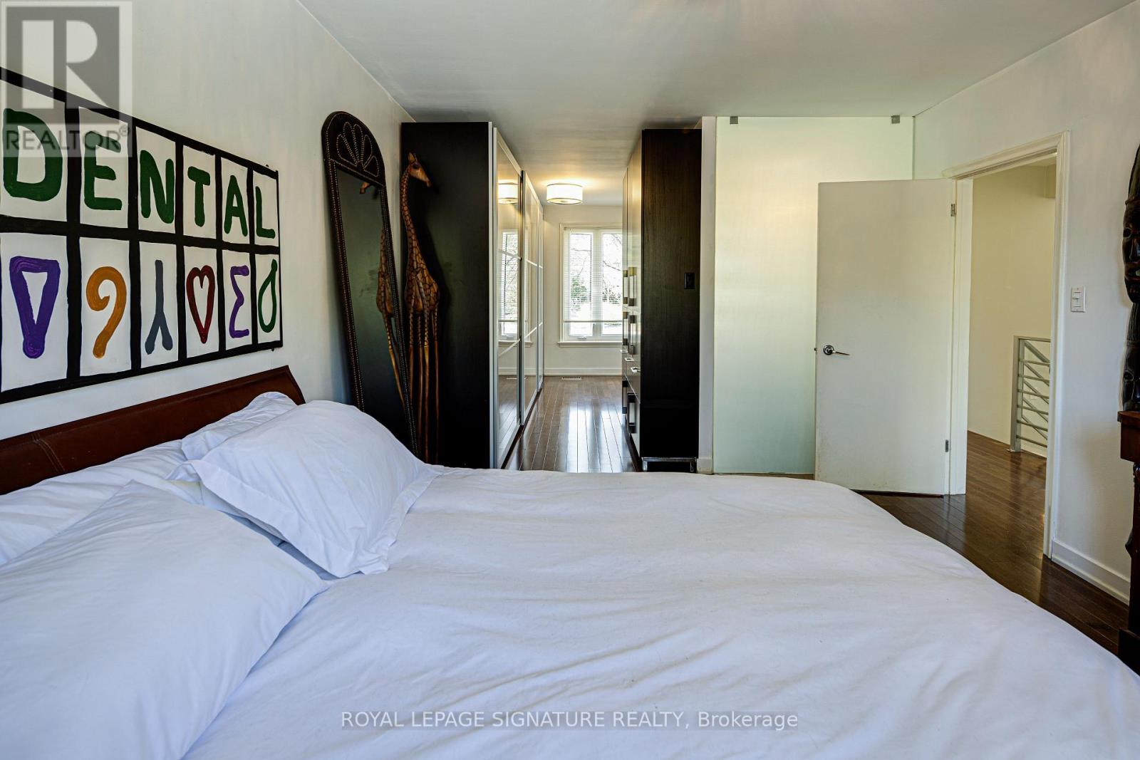 2 Parmbelle Crescent, Toronto, Ontario  M3A 3G6 - Photo 24 - C12416161