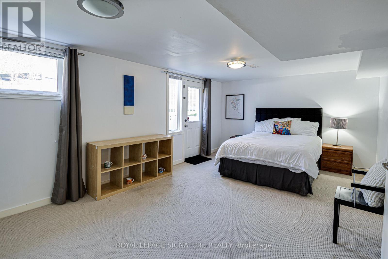 2 Parmbelle Crescent, Toronto, Ontario  M3A 3G6 - Photo 38 - C12416161