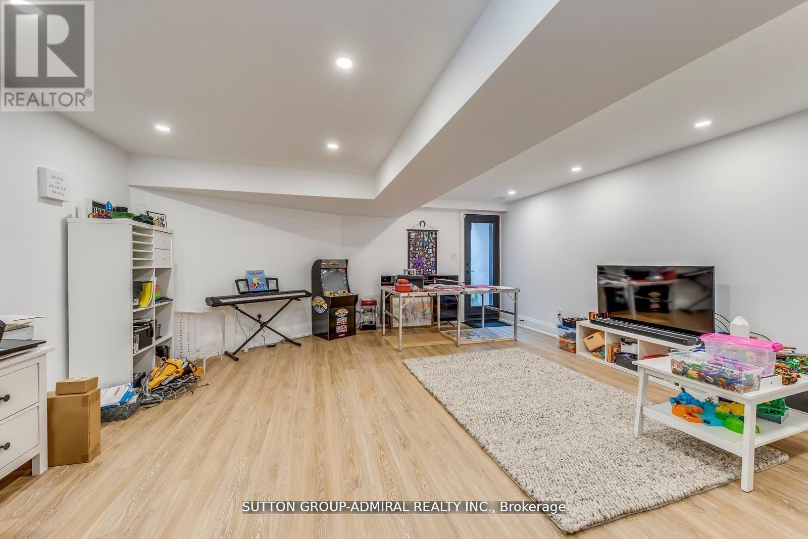 93 Soudan Avenue, Toronto, Ontario  M4S 1V5 - Photo 23 - C12416176