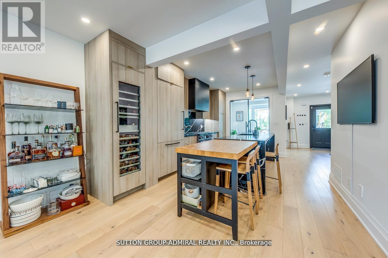 93 Soudan Avenue, Toronto, Ontario  M4S 1V5 - Photo 9 - C12416176