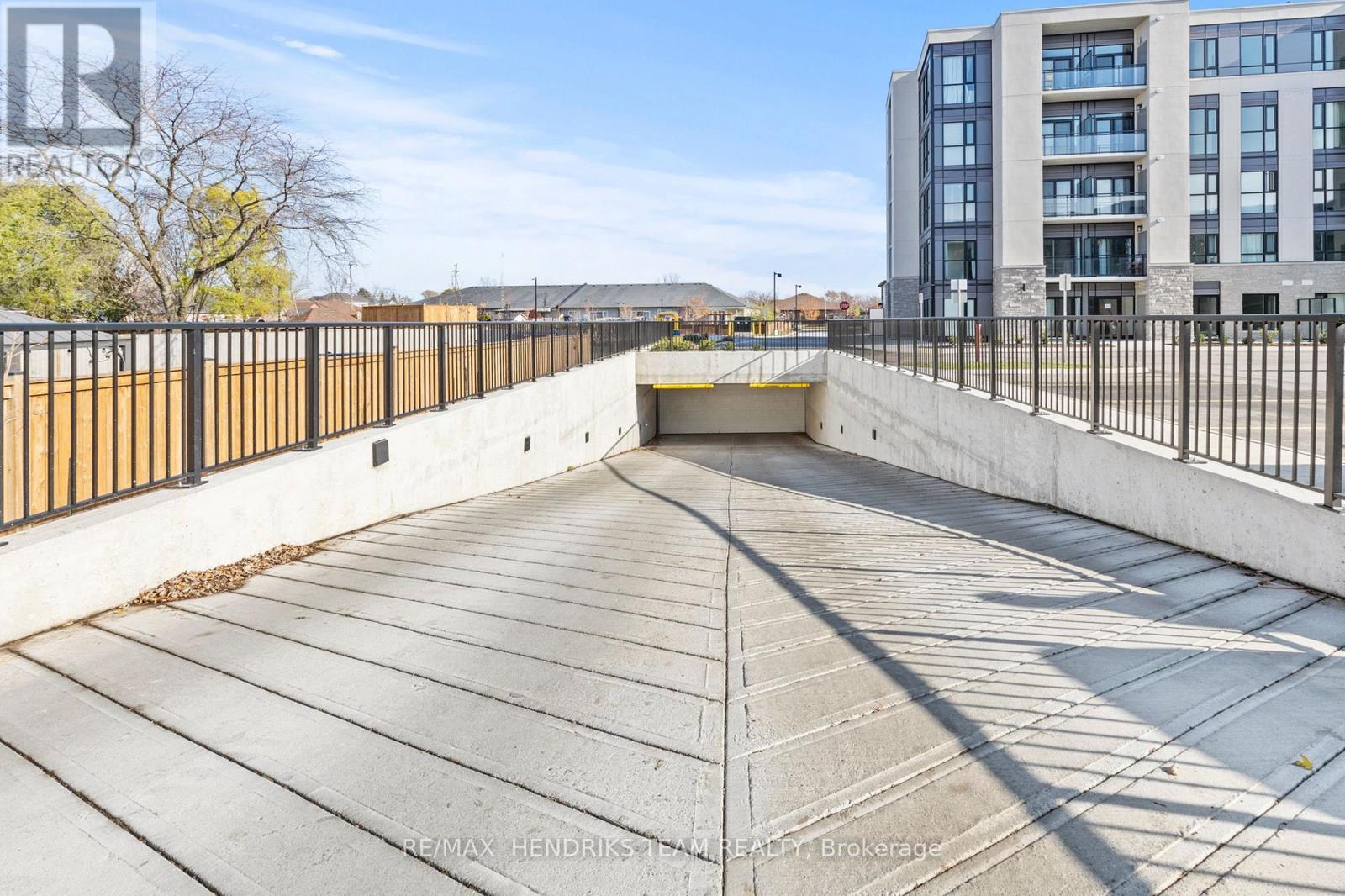 Up19 - 50 Herrick Avenue, St. Catharines, Ontario  L2P 0G3 - Photo 29 - X12416196