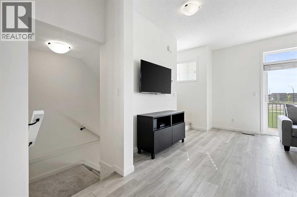 415 South Point Lane Sw, Airdrie, Alberta  T4B 5G8 - Photo 23 - A2255419