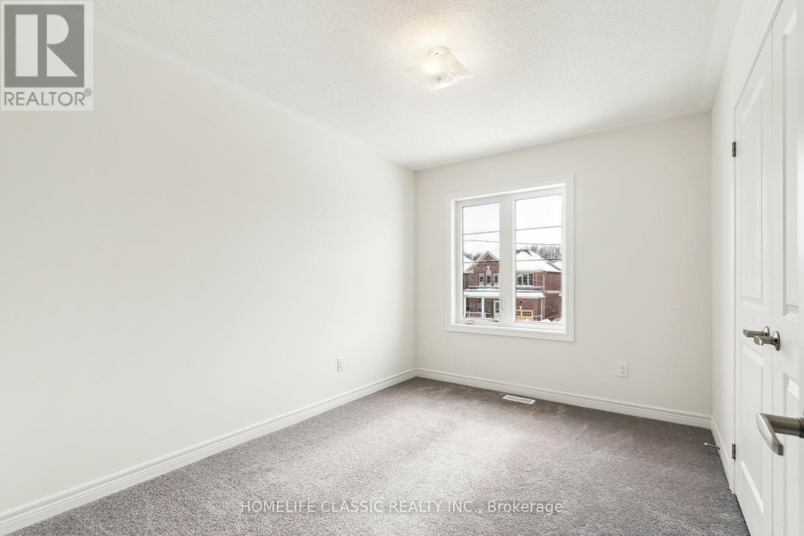 1286 Davis Loop, Innisfil (Lefroy), Ontario  L0L 1W0 - Photo 14 - N12415119