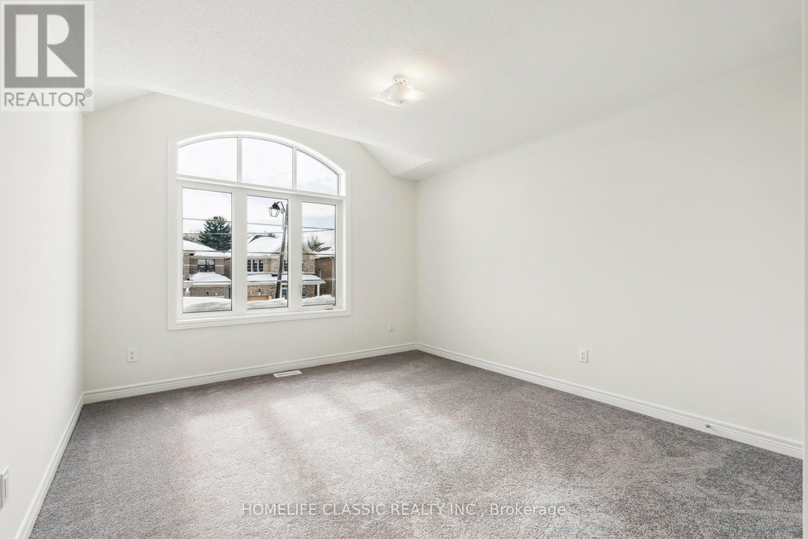 1286 Davis Loop, Innisfil (Lefroy), Ontario  L0L 1W0 - Photo 18 - N12415119