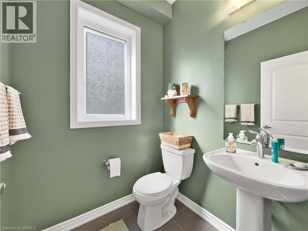 56 Bellhouse Avenue, Brantford, Ontario  N3T 0W1 - Photo 19 - 40770172