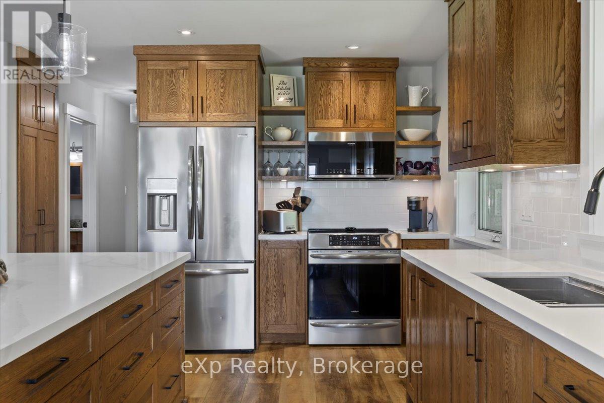 112260 Grey 14 Road, Southgate, Ontario  N0C 1B0 - Photo 11 - X12416265