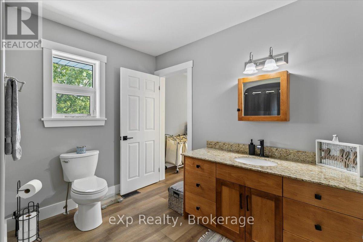 112260 Grey 14 Road, Southgate, Ontario  N0C 1B0 - Photo 16 - X12416265