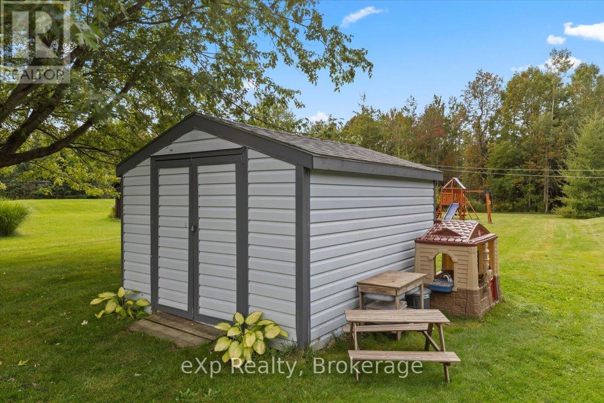 112260 Grey 14 Road, Southgate, Ontario  N0C 1B0 - Photo 27 - X12416265