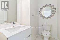 3192 Mintwood Circle, Oakville, Ontario  L6H 0P1 - Photo 18 - W12416158