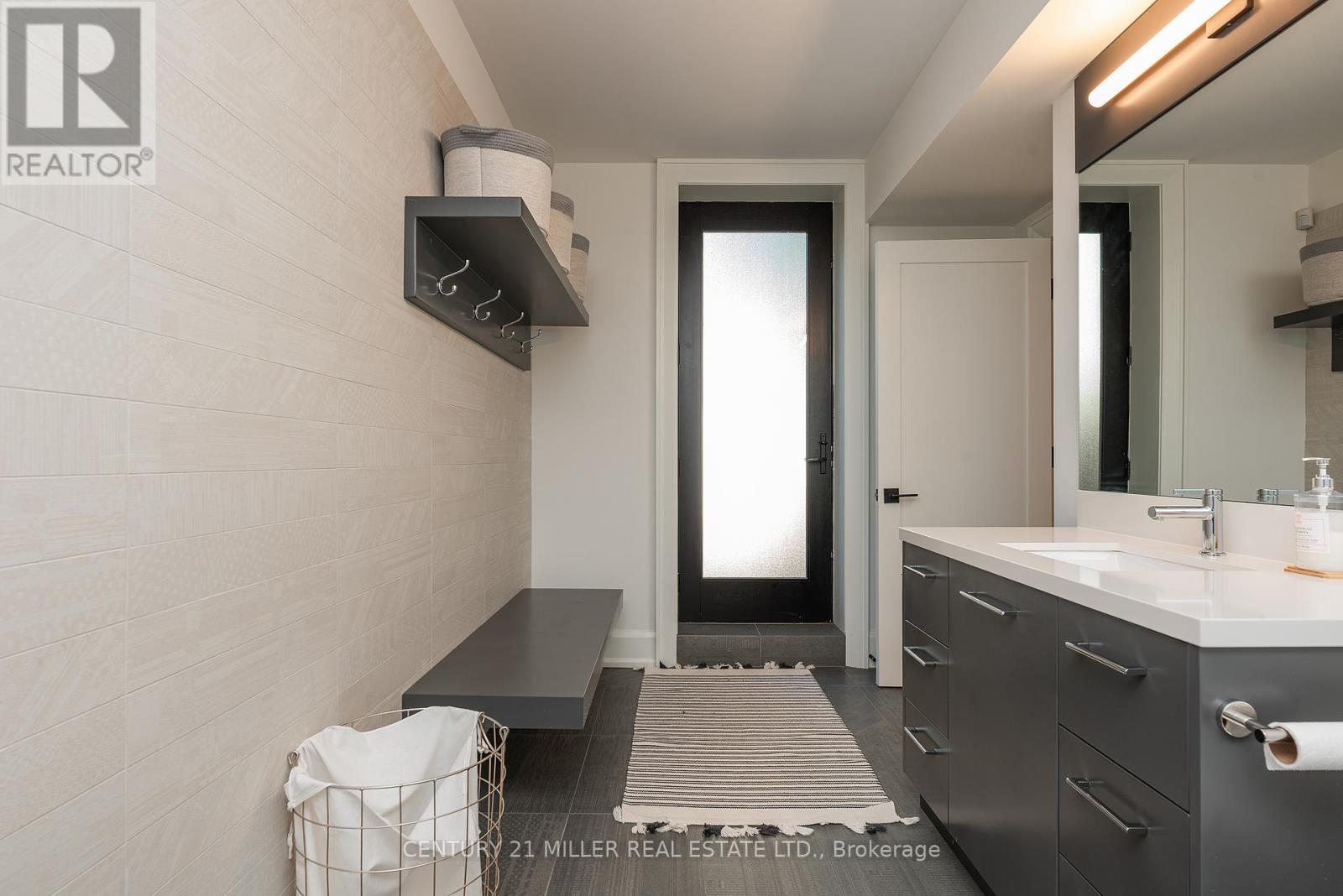 1411 Willowdown Road, Oakville, Ontario  L6L 1X2 - Photo 39 - W12416185