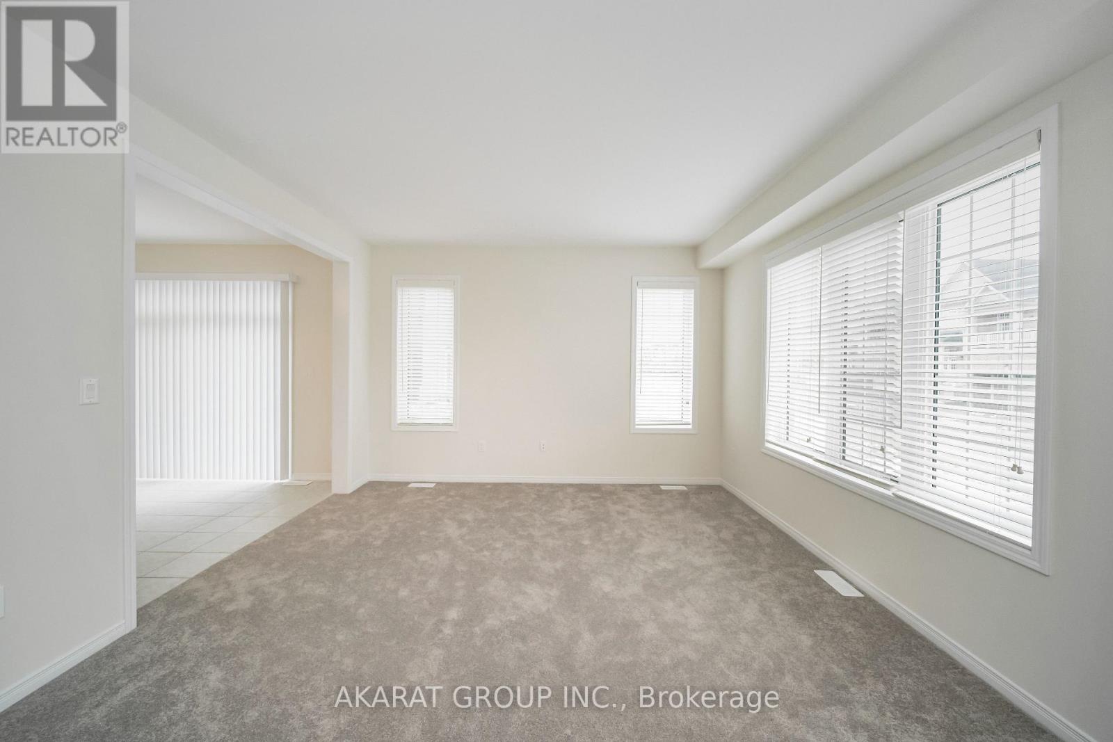 135 Esther Crescent, Thorold, Ontario  L3B 0H1 - Photo 8 - X12416147
