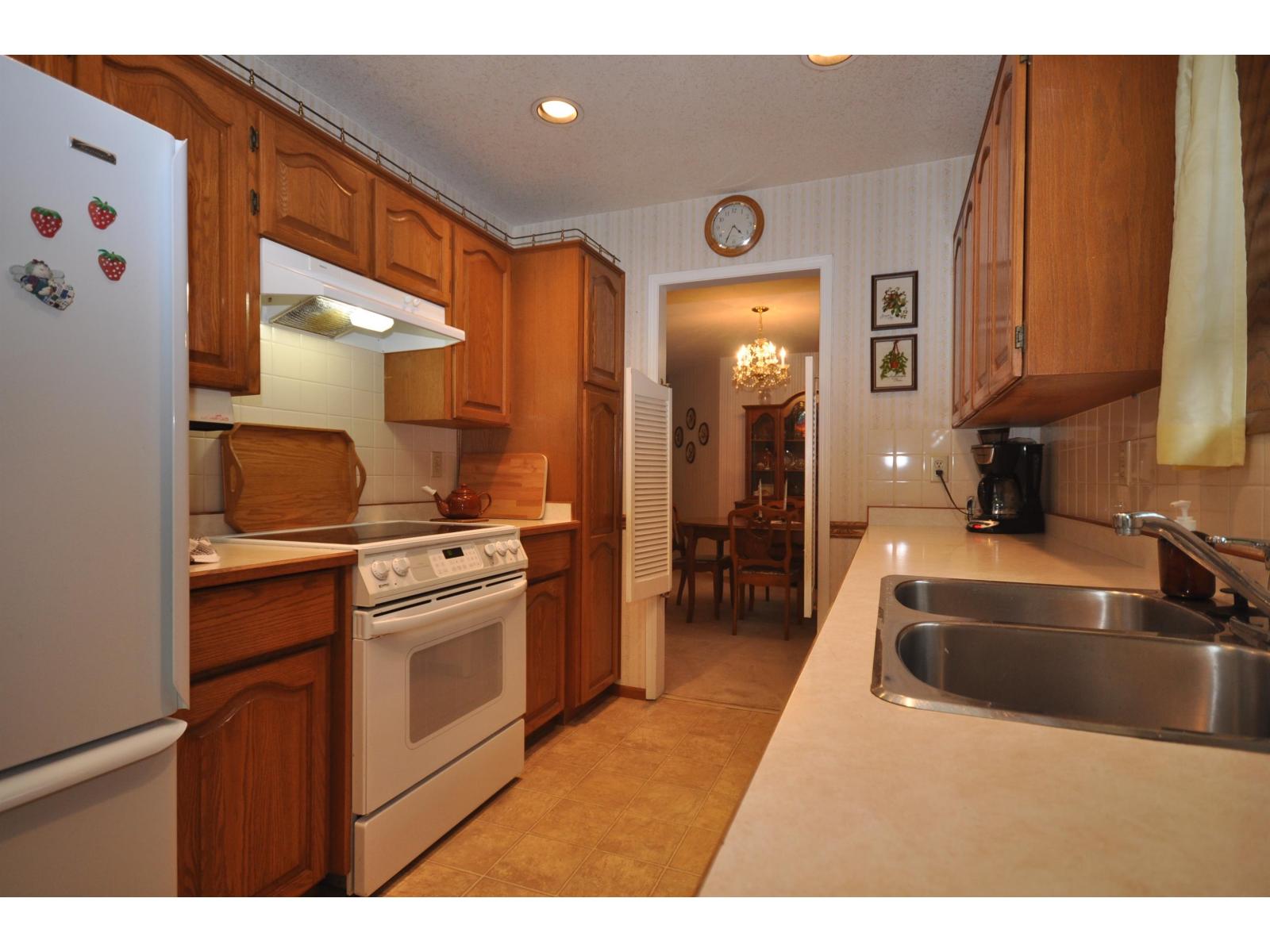 14991 Southmere Close, Surrey, British Columbia  V4A 7T6 - Photo 8 - R3050201