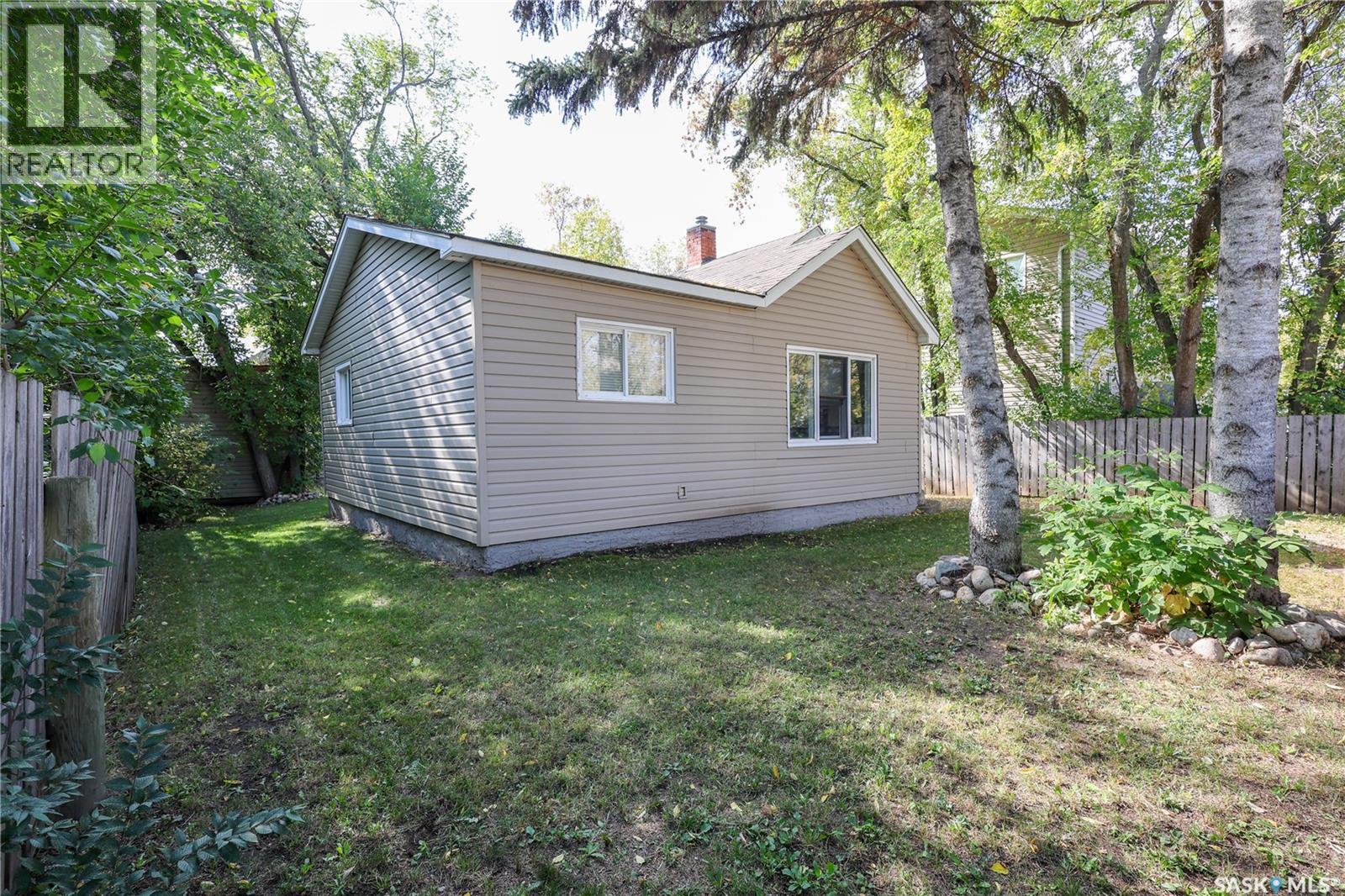 707 5th Street E, Prince Albert, Saskatchewan  S6V 0M5 - Photo 21 - SK018759