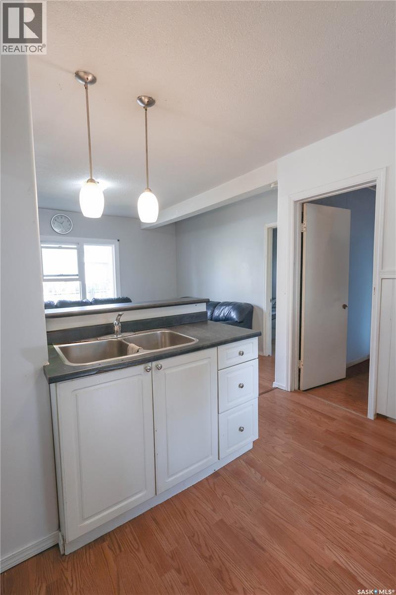 707 5th Street E, Prince Albert, Saskatchewan  S6V 0M5 - Photo 32 - SK018759