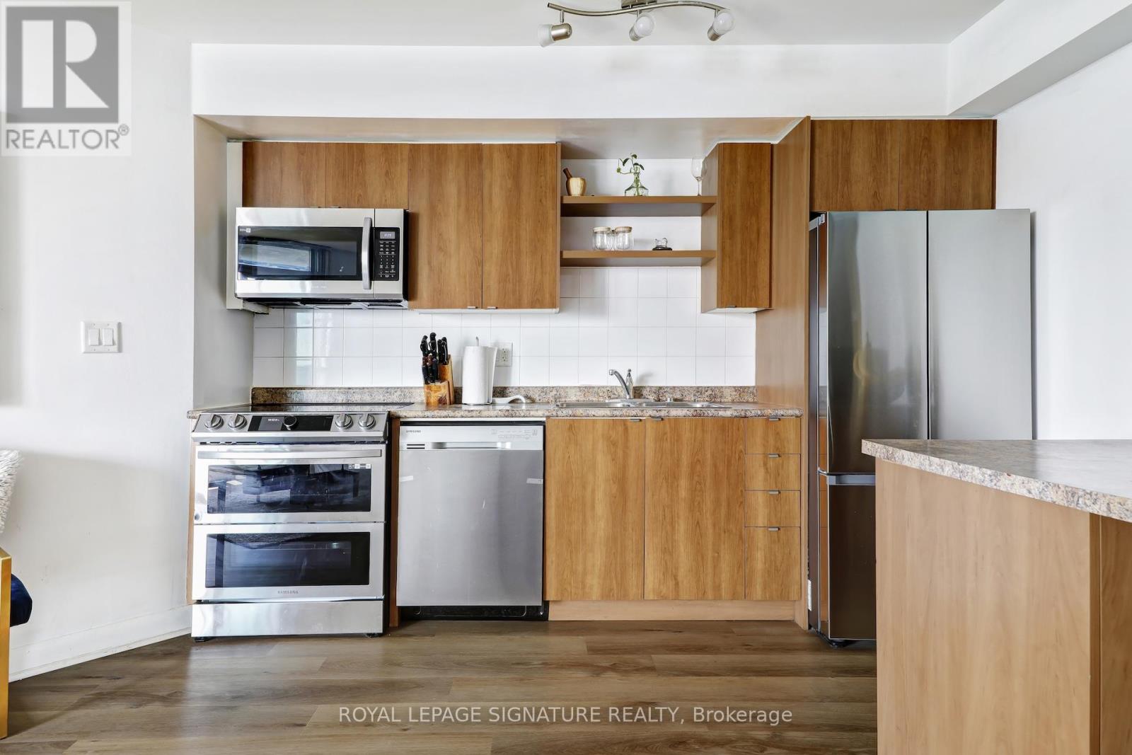 2405 - 600 Fleet Street, Toronto, Ontario  M5V 1B7 - Photo 13 - C12416213