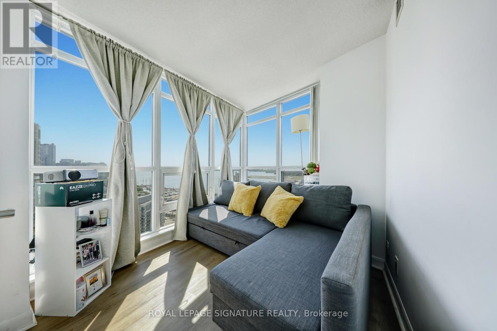 2405 - 600 Fleet Street, Toronto, Ontario  M5V 1B7 - Photo 28 - C12416213