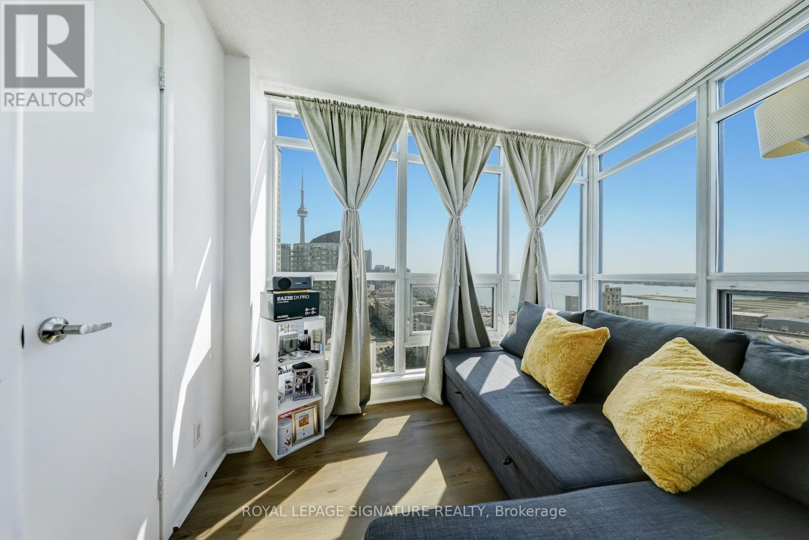 2405 - 600 Fleet Street, Toronto, Ontario  M5V 1B7 - Photo 29 - C12416213