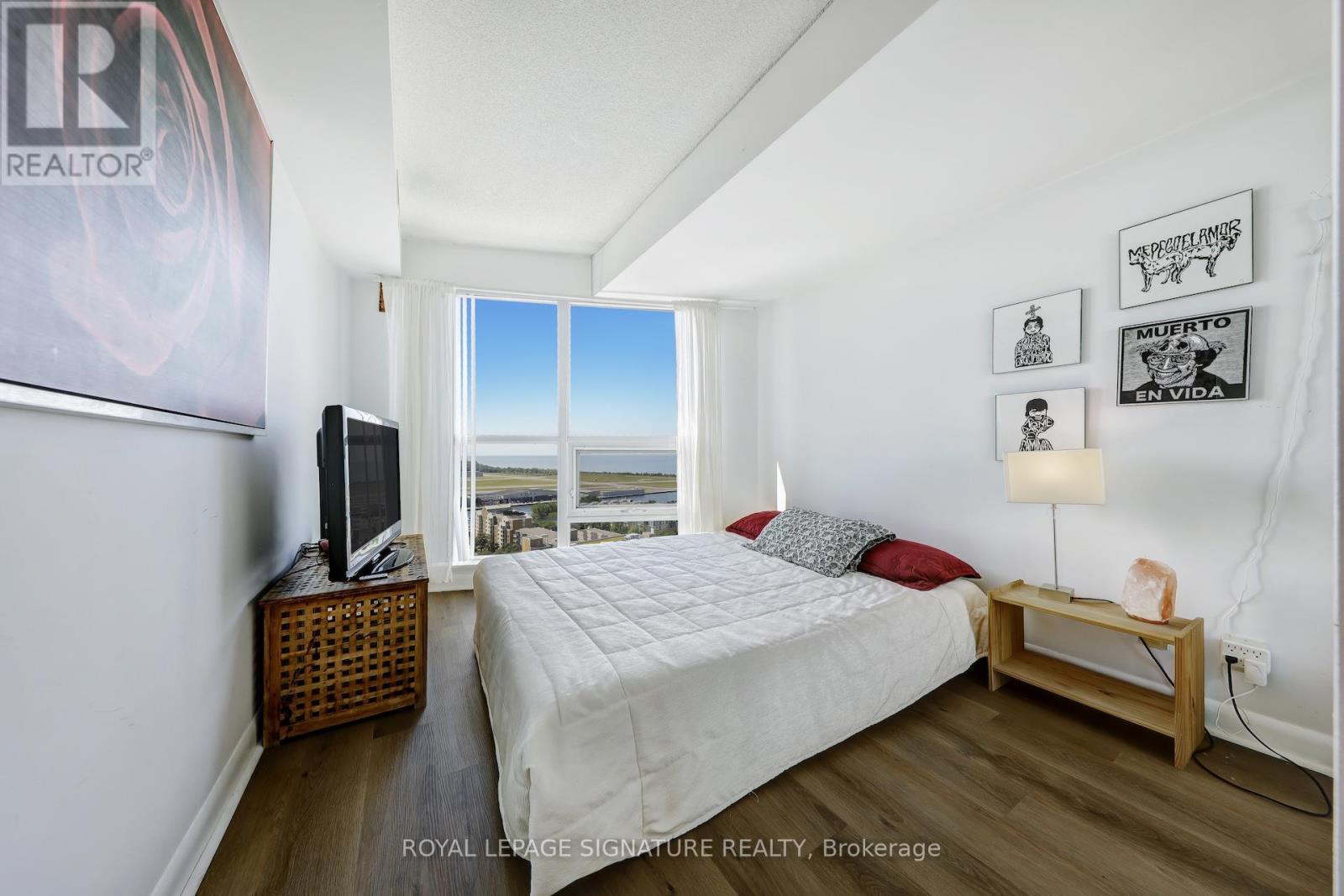 2405 - 600 Fleet Street, Toronto, Ontario  M5V 1B7 - Photo 30 - C12416213