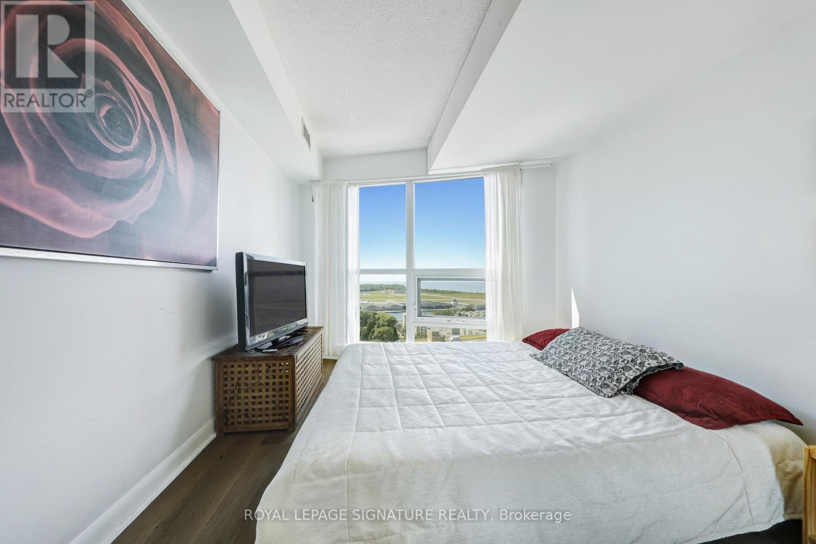 2405 - 600 Fleet Street, Toronto, Ontario  M5V 1B7 - Photo 31 - C12416213
