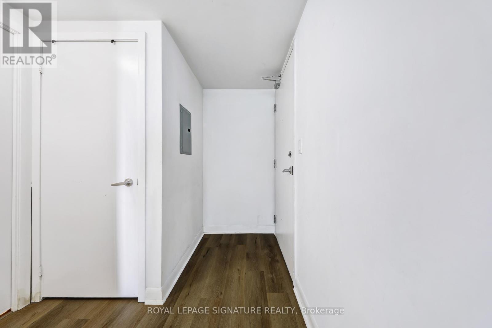 2405 - 600 Fleet Street, Toronto, Ontario  M5V 1B7 - Photo 9 - C12416213