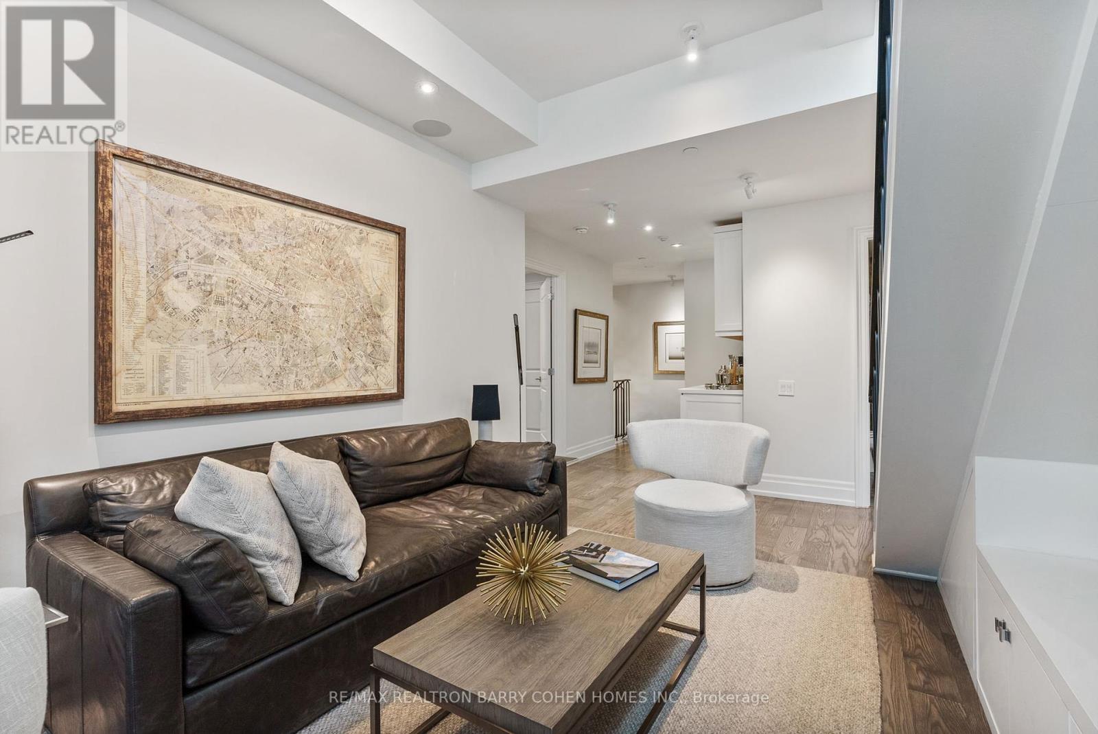 133 Pears Avenue, Toronto, Ontario  M5R 1T3 - Photo 13 - C12416223