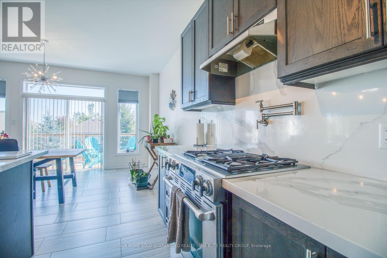 211 Lia Drive, Clearview, Ontario  L0M 1S0 - Photo 8 - S12416264