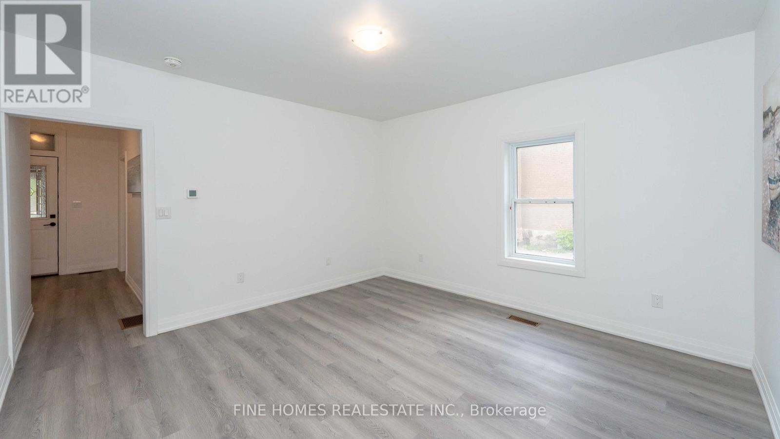 119 Albert Street S, Orillia, Ontario  L3V 5L1 - Photo 11 - S12416328
