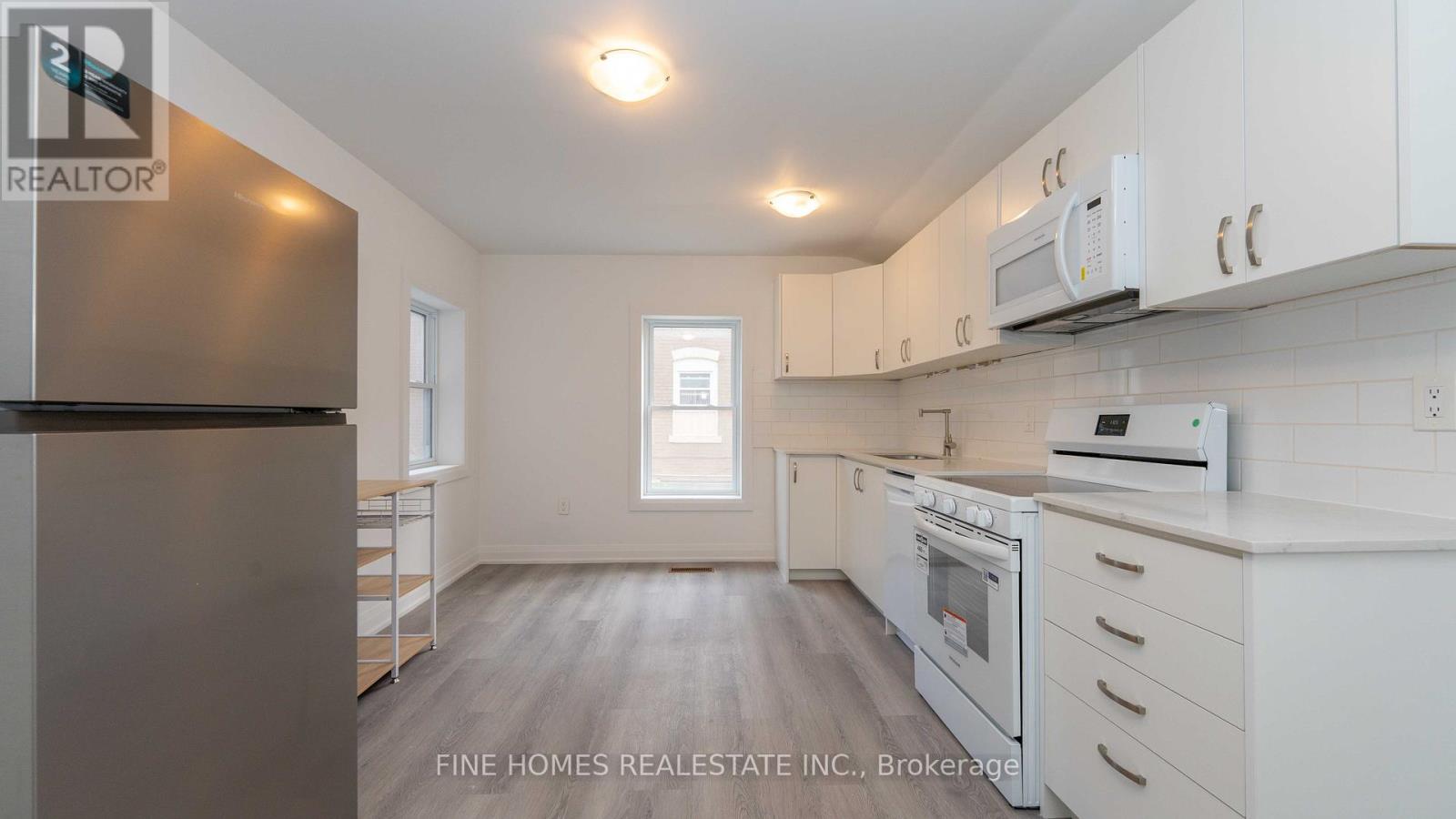 119 Albert Street S, Orillia, Ontario  L3V 5L1 - Photo 12 - S12416328