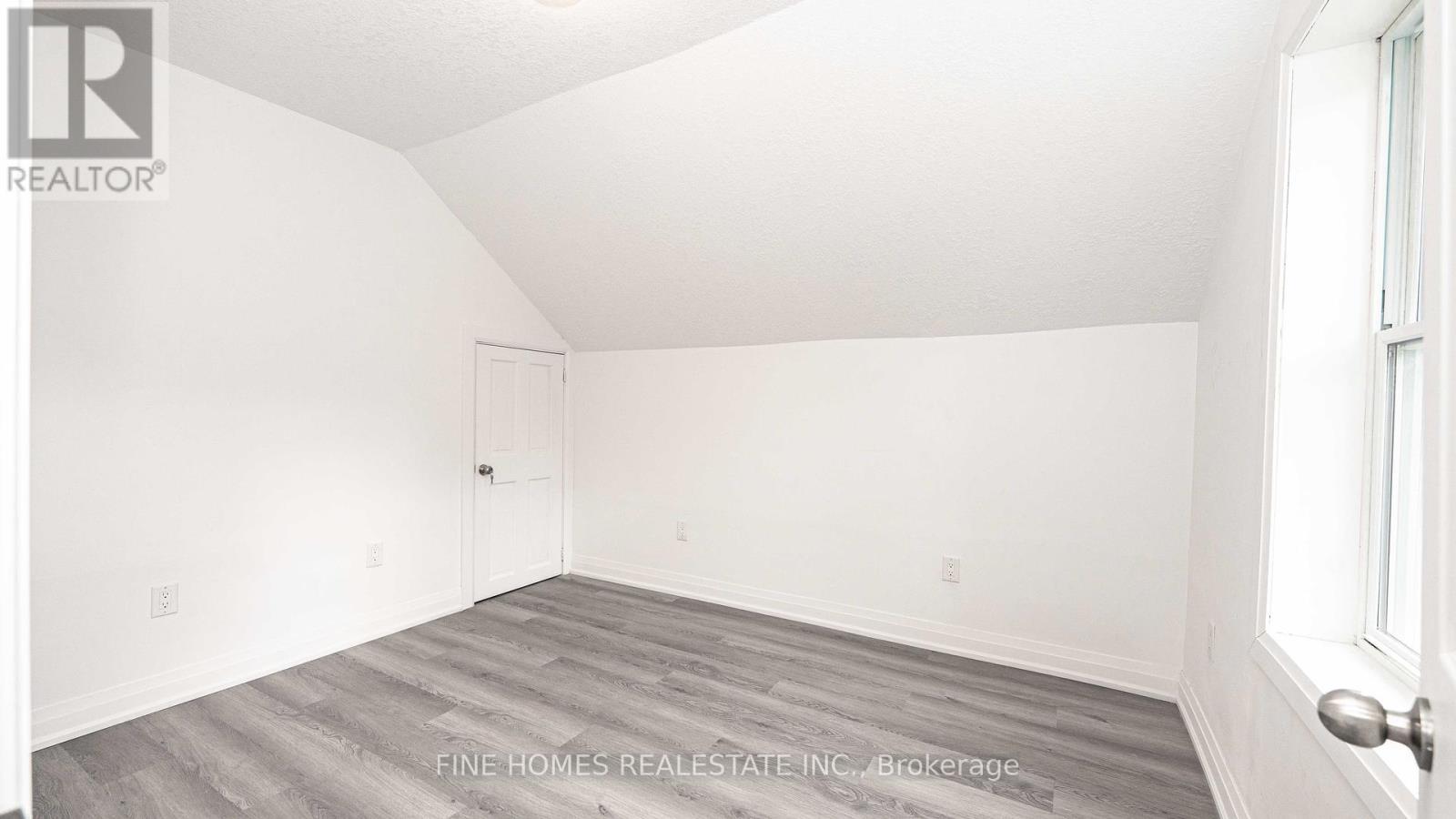 119 Albert Street S, Orillia, Ontario  L3V 5L1 - Photo 34 - S12416328