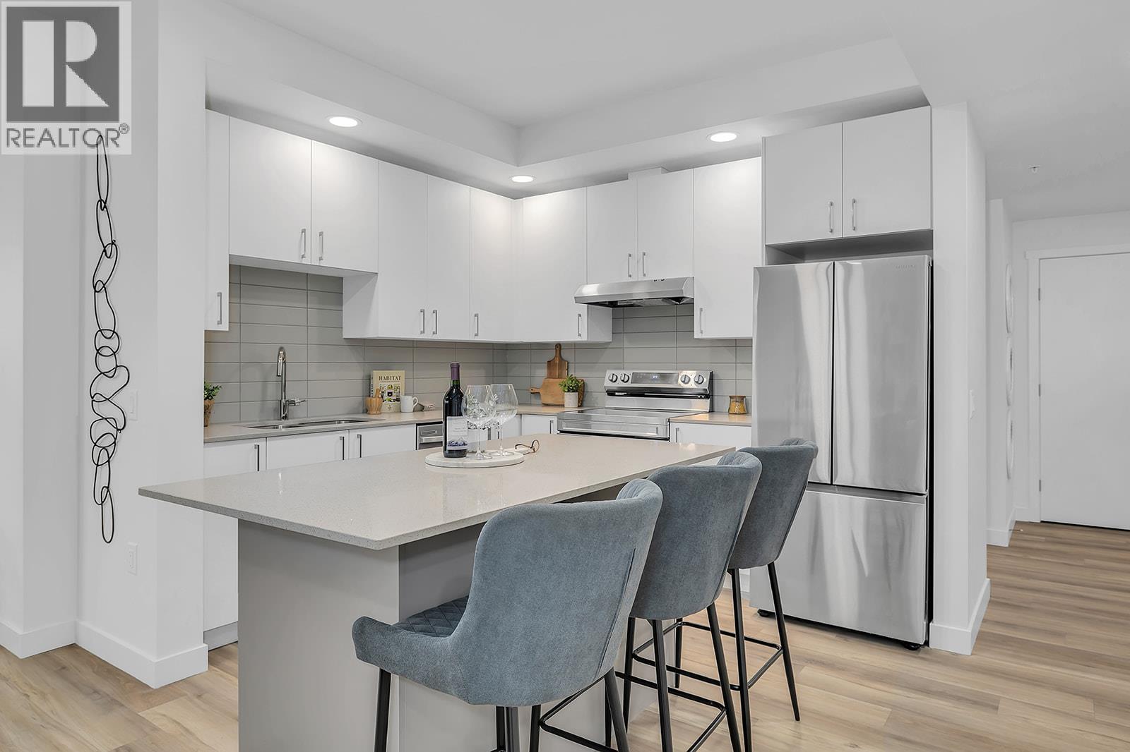 Property at 1057 Frost Road Unit# 201 image 4