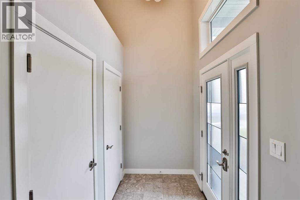 Property at 526 Devonia Road W image 2