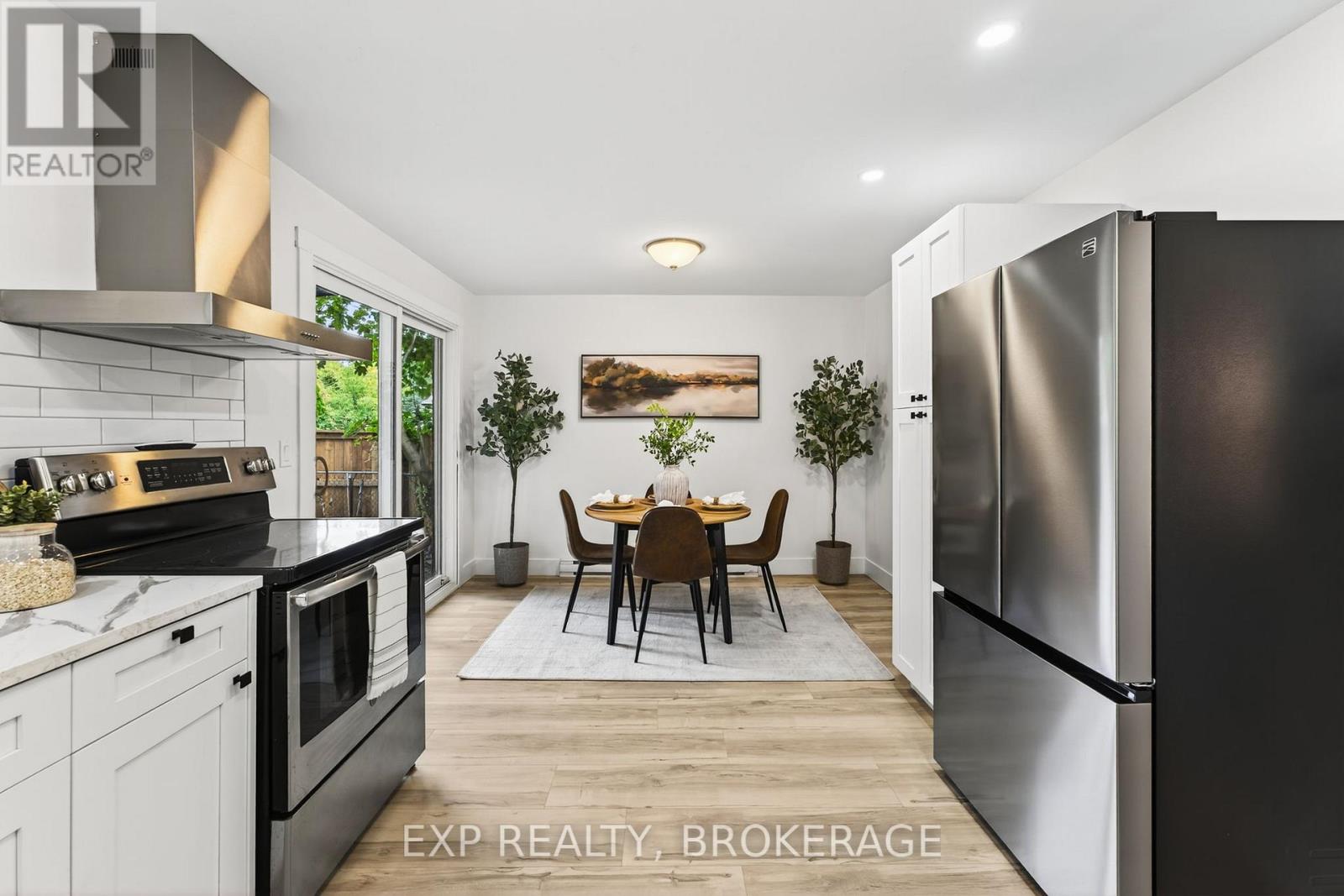 Property at 834 CEDARWOOD DRIVE image 2