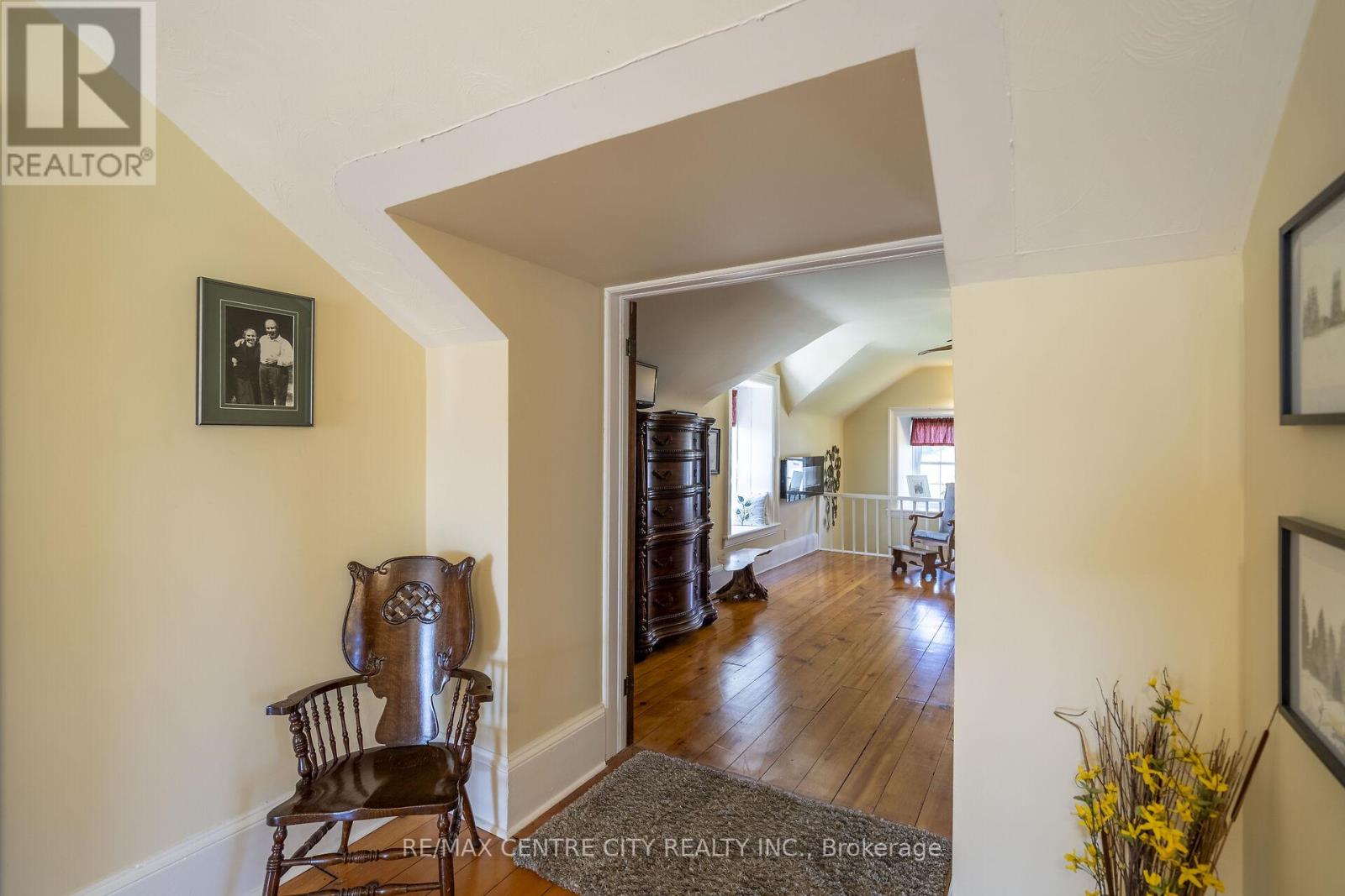 846635 Township Road 9, Blandford-Blenheim, Ontario  N0J 1B0 - Photo 32 - X12416364