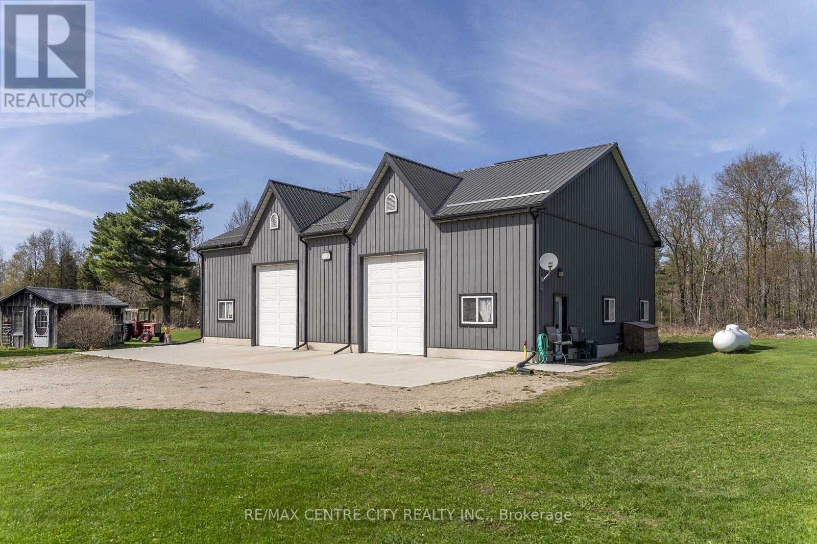 846635 Township Road 9, Blandford-Blenheim, Ontario  N0J 1B0 - Photo 47 - X12416364