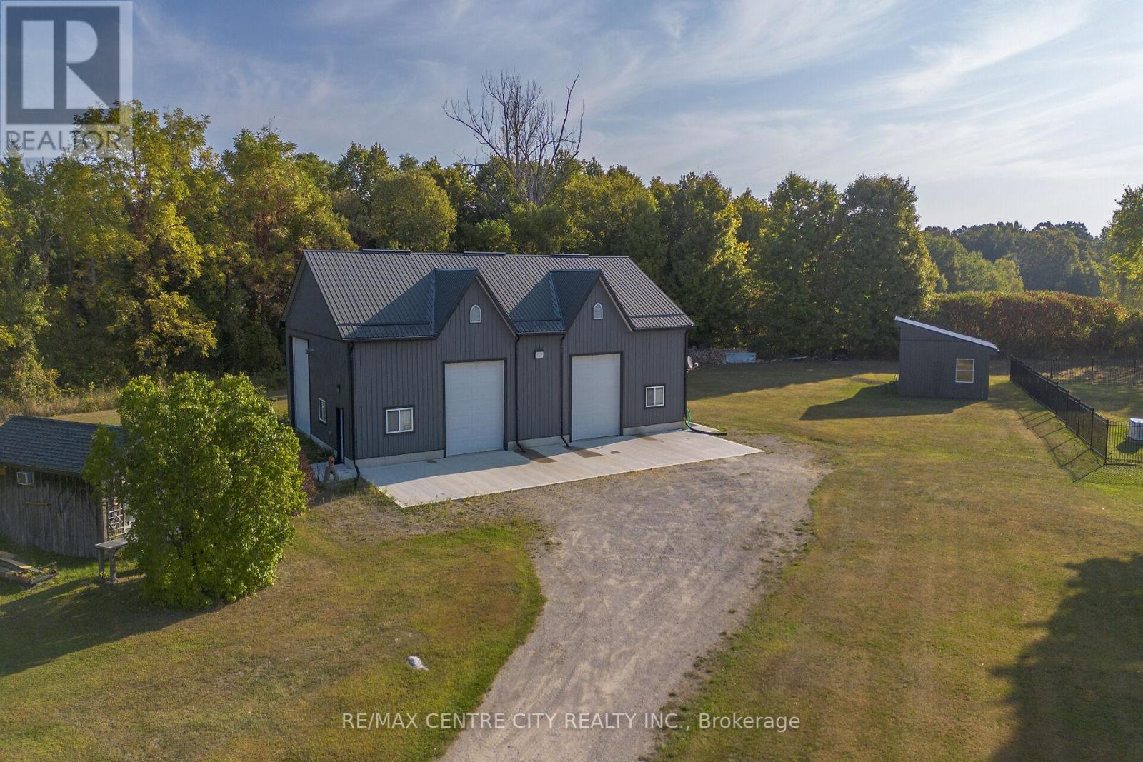 846635 Township Road 9, Blandford-Blenheim, Ontario  N0J 1B0 - Photo 48 - X12416364