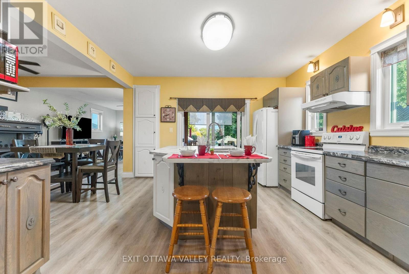 44 Lacroix Bay Road, Whitewater Region, Ontario  K0J 2L0 - Photo 16 - X12416365