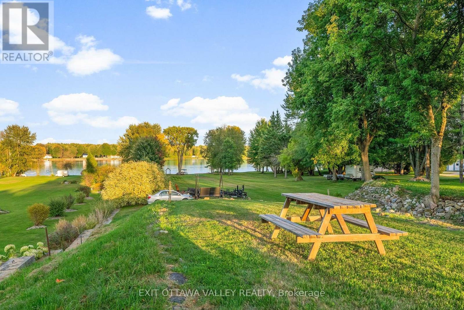 44 Lacroix Bay Road, Whitewater Region, Ontario  K0J 2L0 - Photo 25 - X12416365