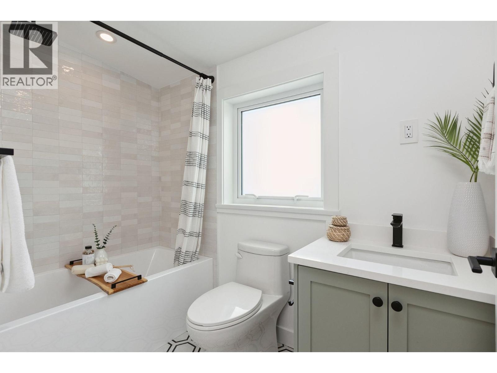 2528 Mcgill Street, Vancouver, British Columbia  V5K 1H1 - Photo 18 - R3050178