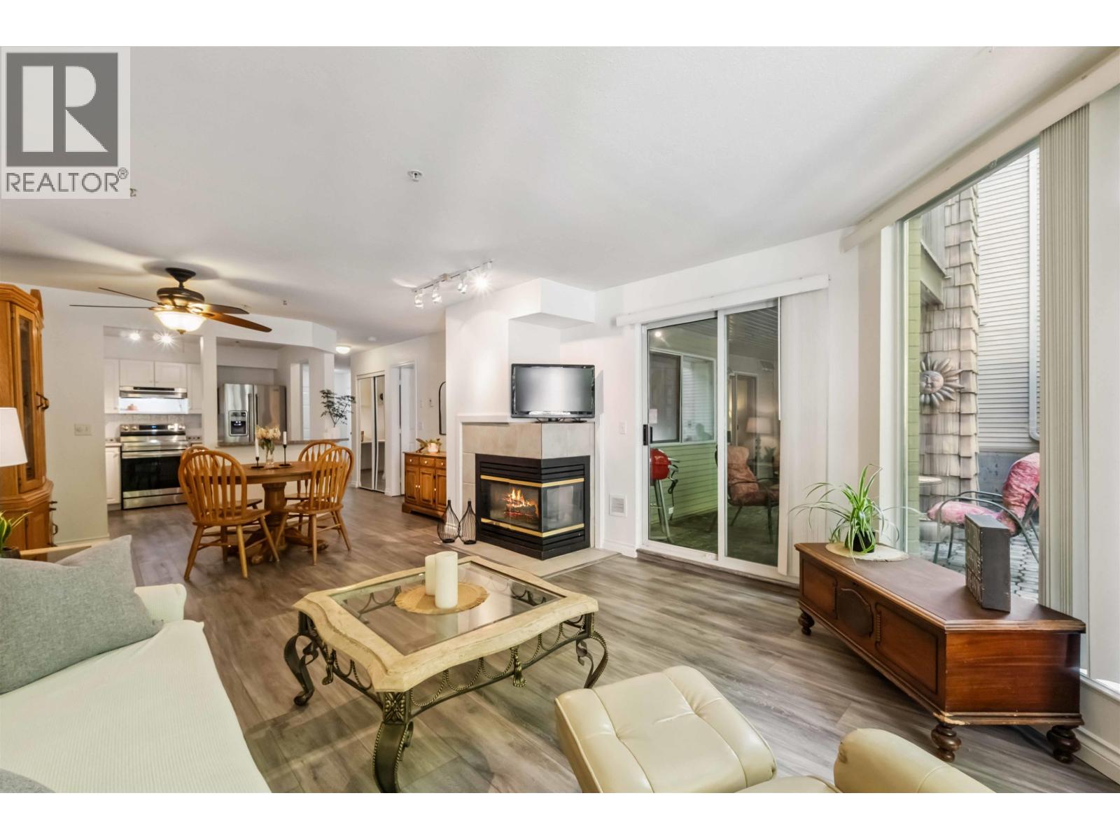 206 22233 River Road, Maple Ridge, British Columbia  V2X 3N7 - Photo 11 - R3050180