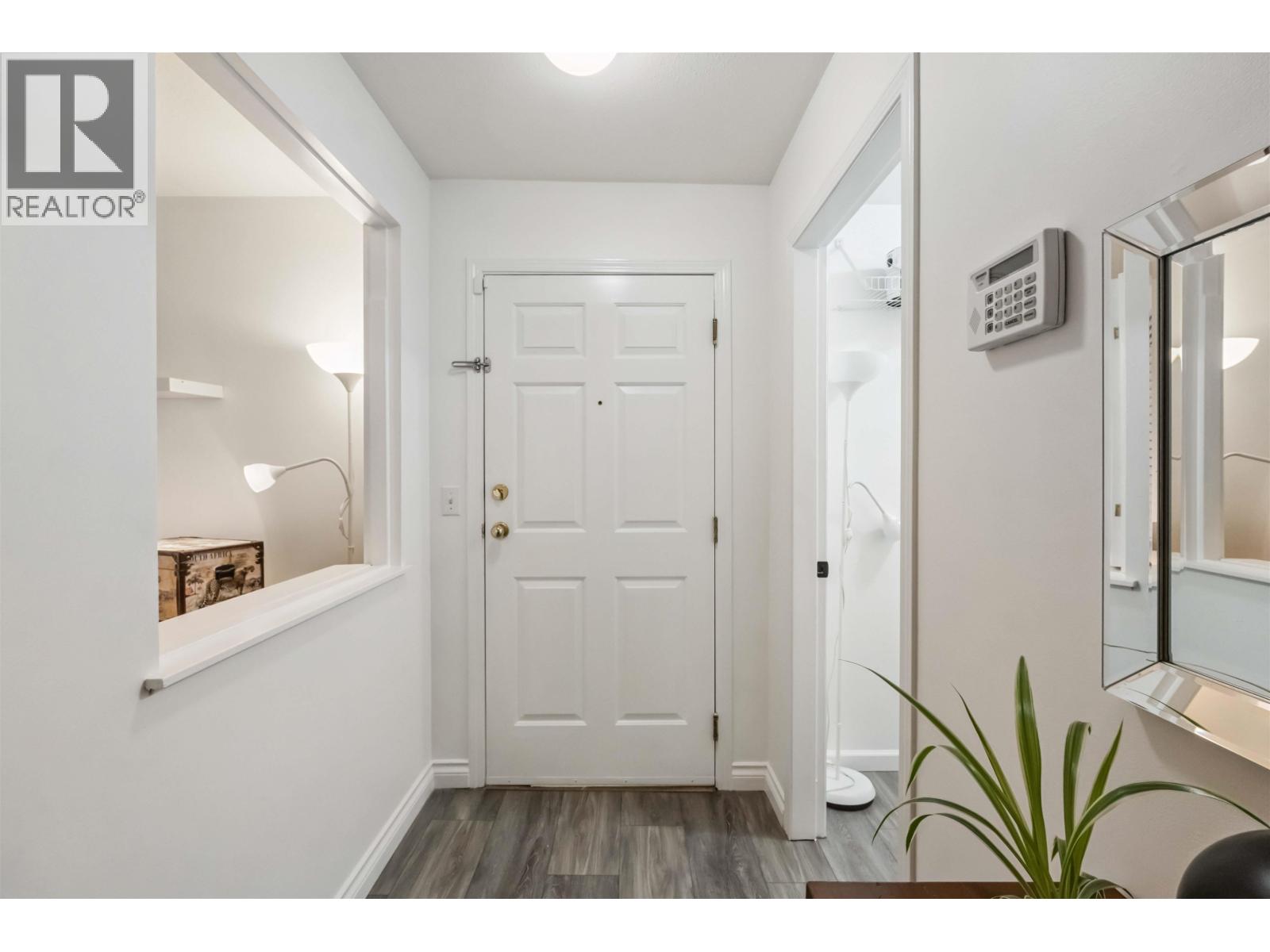 206 22233 River Road, Maple Ridge, British Columbia  V2X 3N7 - Photo 6 - R3050180