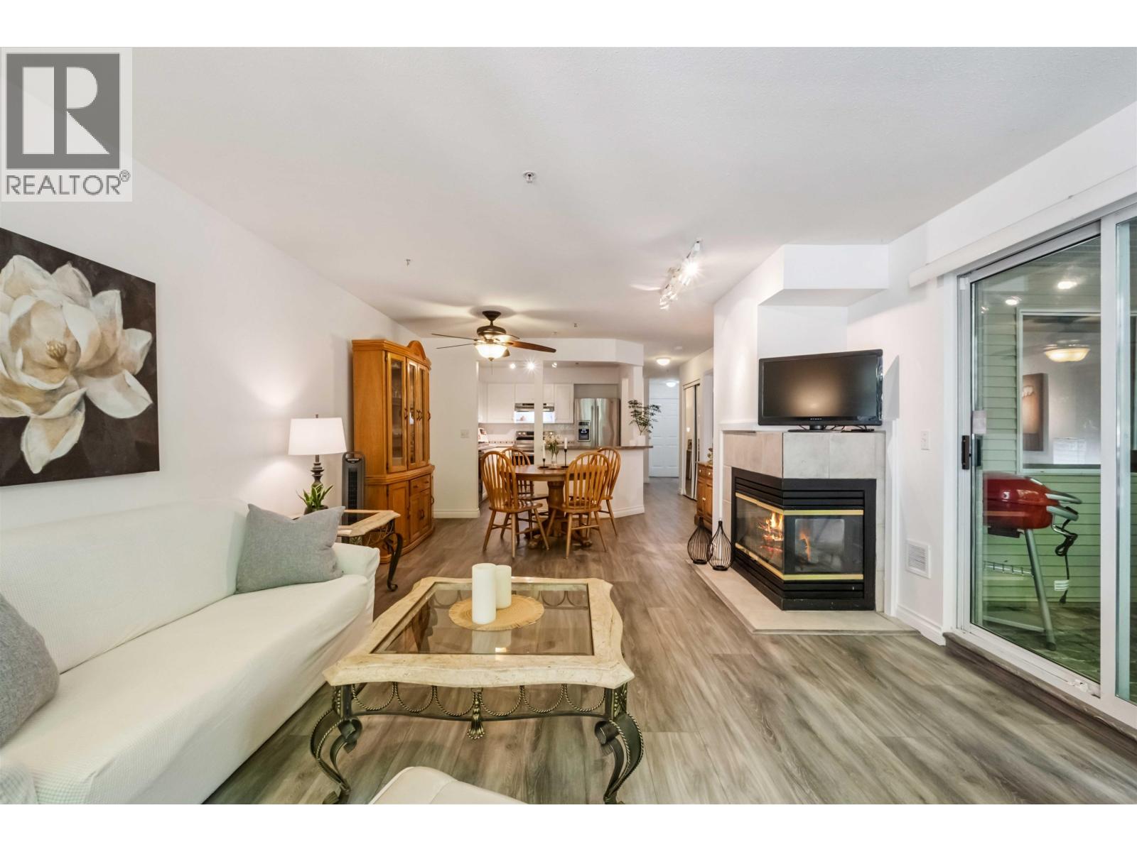 206 22233 River Road, Maple Ridge, British Columbia  V2X 3N7 - Photo 8 - R3050180