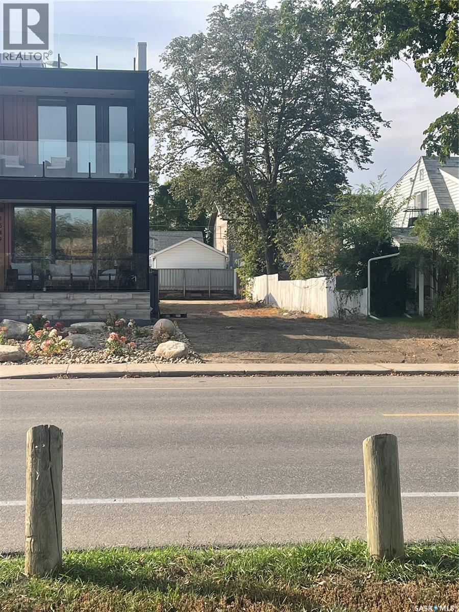 1551 Spadina Crescent E, Saskatoon, Saskatchewan  S7K 3J3 - Photo 2 - SK018889