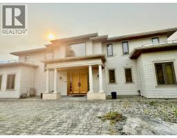 <div class="price">$7,860,000</div> 950 Greenwood Road, West Vancouver<br><div style="margin-bottom:8px;"><small>Exp Realty</small></div><div class='bed_bath'>7 Bed | 7 Bath</div>