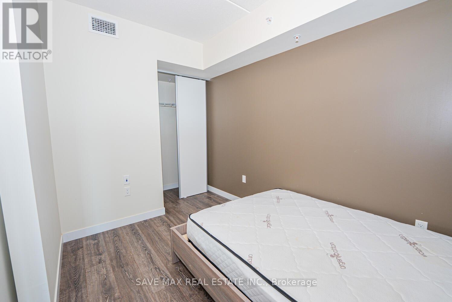 405 - 257 Hemlock Street, Waterloo, Ontario  N2L 0K2 - Photo 24 - X12416252