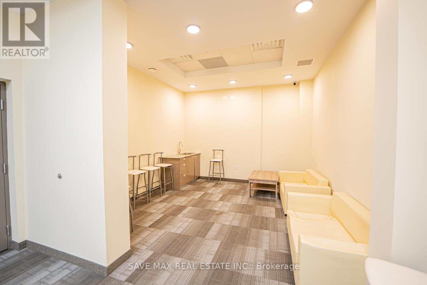 405 - 257 Hemlock Street, Waterloo, Ontario  N2L 0K2 - Photo 43 - X12416252