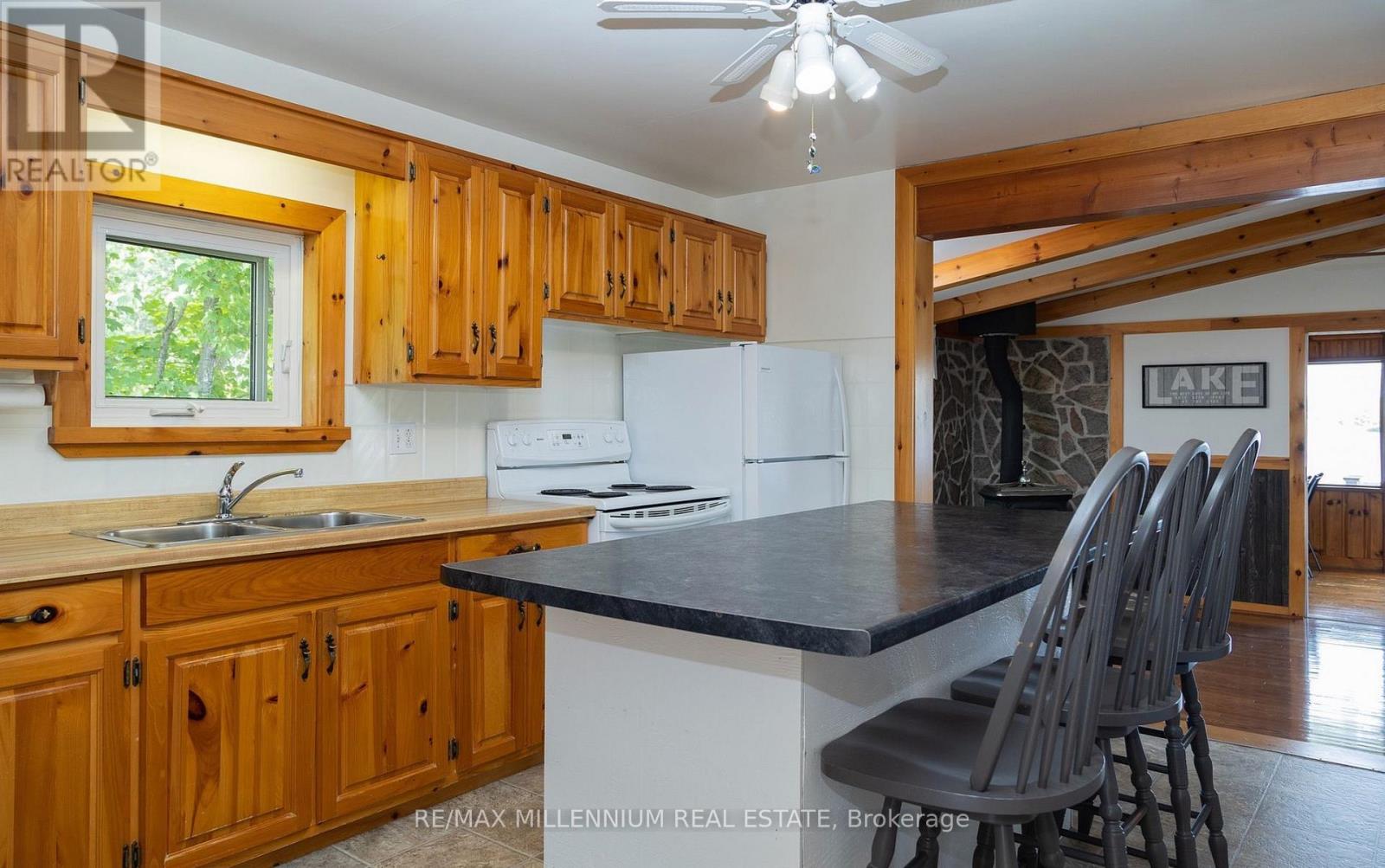 124 - 695 High Way, Mckellar, Ontario  P0G 1C0 - Photo 16 - X12416262