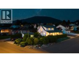 304 DUGAN Street, creston, British Columbia
