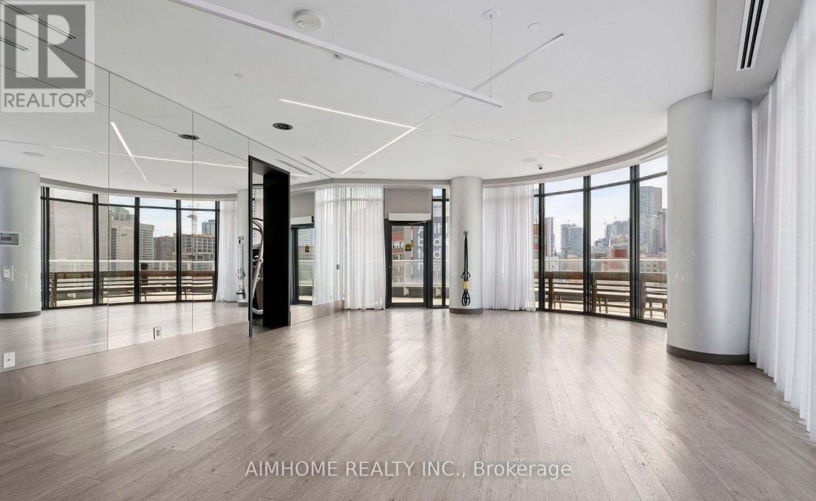 Unknown Address, ,     - Photo 3 - C12416356