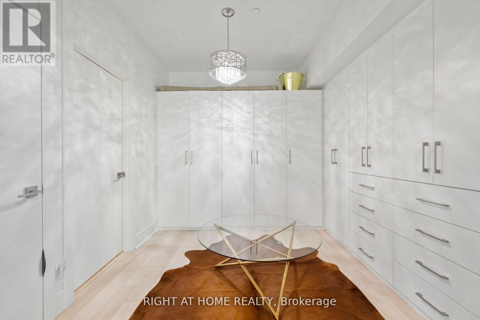Th 1 - 32 Davenport Road, Toronto, Ontario  M5R 1H3 - Photo 12 - C12416372